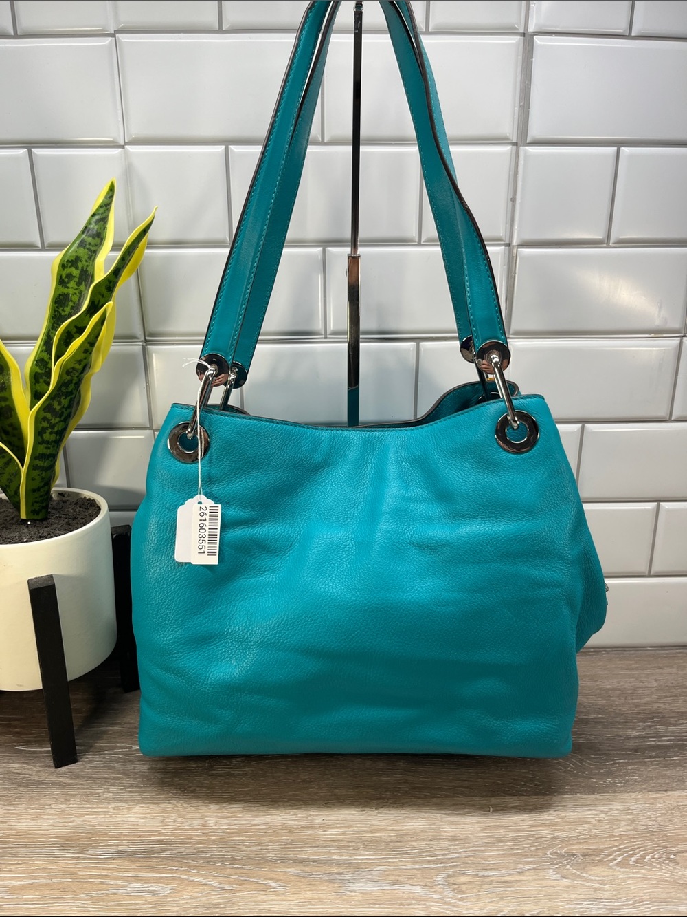 3551 MICHAEL KORS TEAL LEATHER SHOULDER BAG 261603551 - Picture 2 of 14